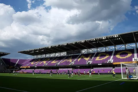  لسوء الأحوال الجوية.. تأجيل مباراة صنداونز وأولسان في كأس العالم للأندية (صور)